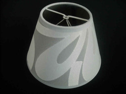 A013 - śred. 15cm - na żarówkę małą kulkę