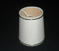 A272 - 10,5 cm średnica - na żarówkę świecową 