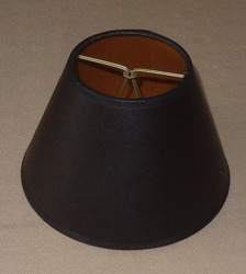 A300 - 15,5 cm średnica - na żarówkę świecową i małą kulkę 