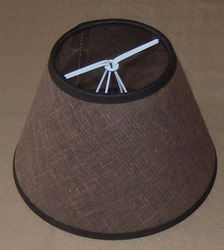 A408 - 15,5 cm średnica - na żarówkę świecową i małą kulkę 