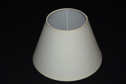 A552P - śred. 17,5 cm - E27