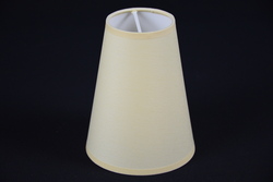 A262 - śred. 12 cm - na żarówkę małą kulkę i świecową