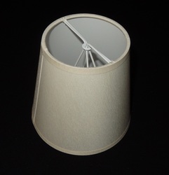A550x - śred. 12 cm - na żarówkę małą kulkę i świecową